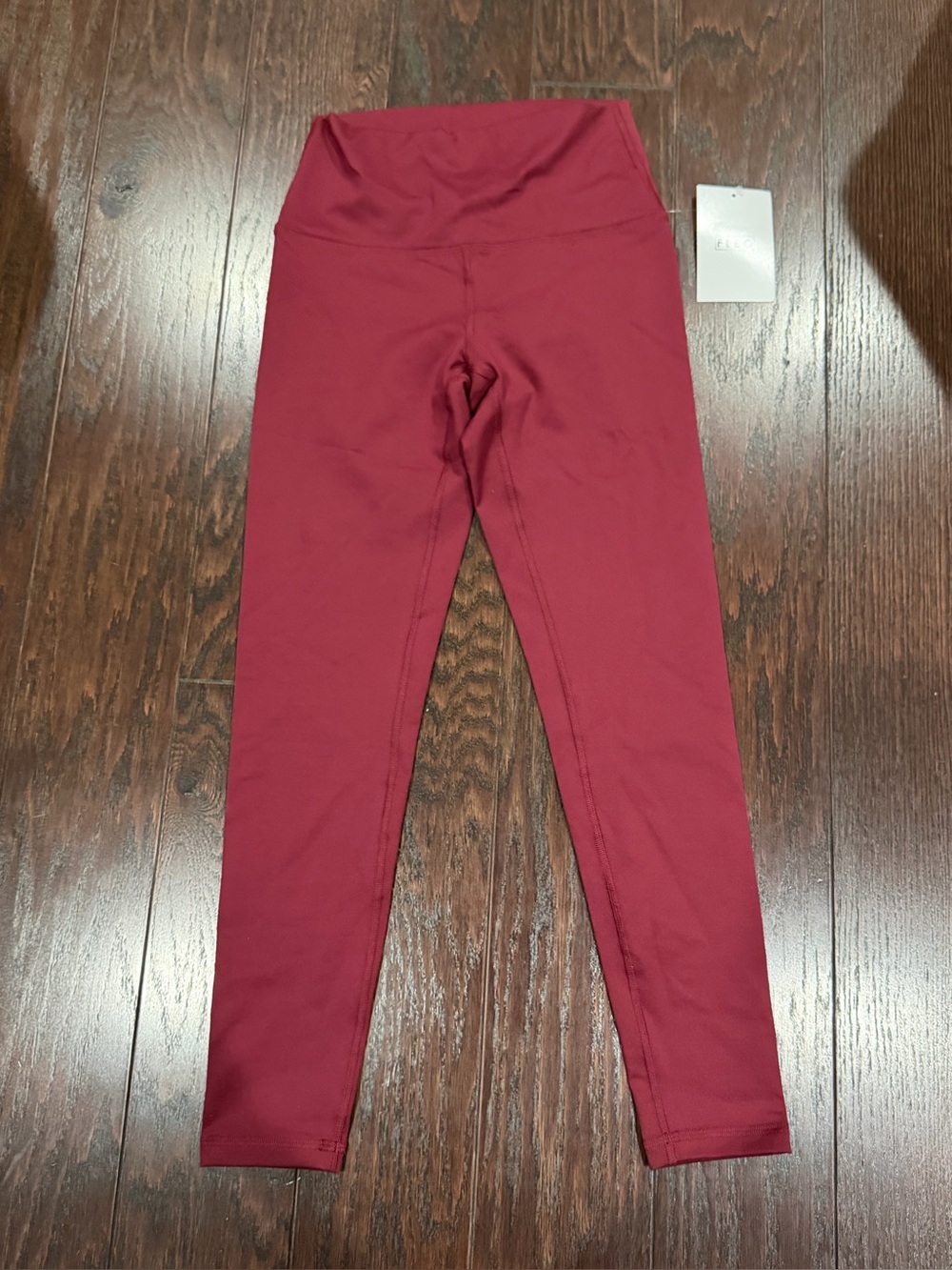 Fleo El Toro 25” High Rise Legging Maroon Medium Waistband NEW